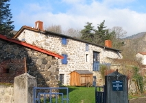 vue extérieur du gîte Vue du gîte La Tsabone à Monistrol d'Allier